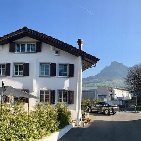 The Delicate Question Which Bed & Breakfast Schwyz Dış mekan fotoğraf